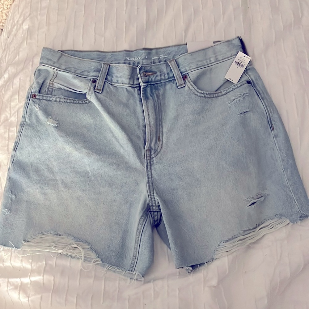 NWT Old Navy High Rise Slouchy Straight Jean Shorts